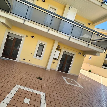 Sasi Nyaraló Formia